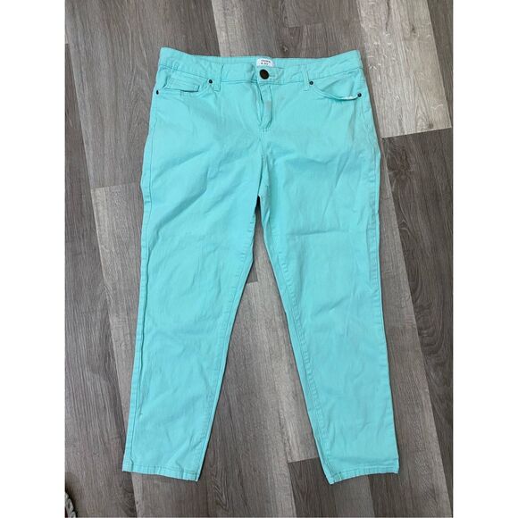 Crown & Ivy Turquoise Blue Skinny Capri Pants, Size 10S - Picture 1 of 8